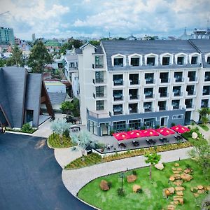 Sunflower Hotel & Resort